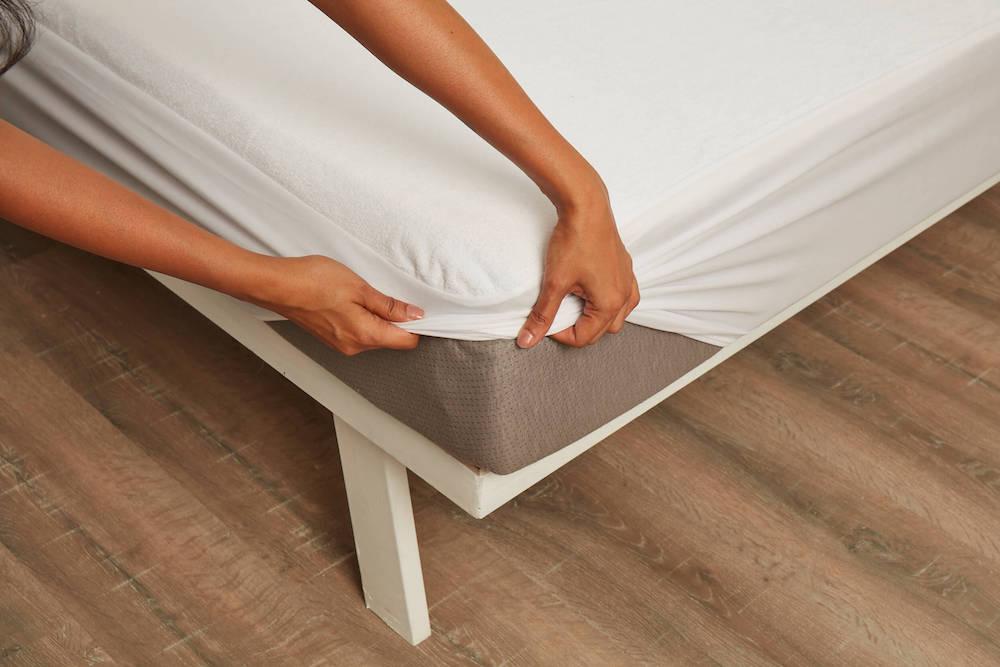 Wakefit 100% Waterproof Mattress Protector | Terry Cotton, Diwan 78x48 | White